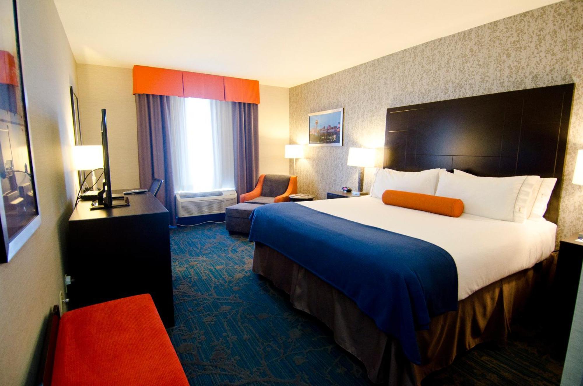 One-Bedroom King Suite with Sofa Bed